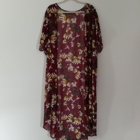 Accessories - Wine Colored with Floral Pattern Duster Kimono
